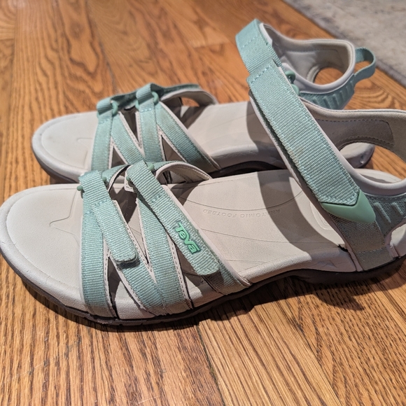 Womens Teva Sandals Size 10 - Picture 3 of 6